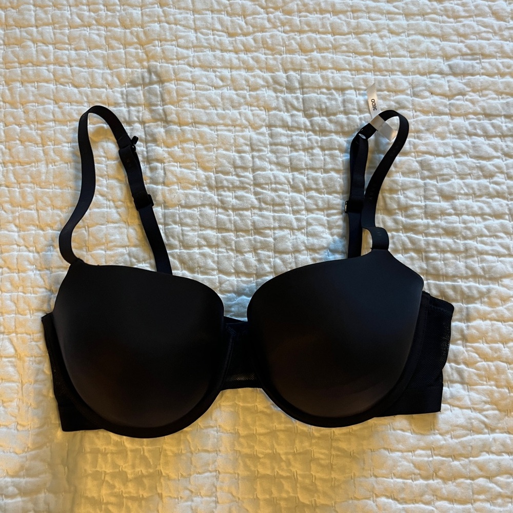 Sexy NWT DKNY Black Bra 36dd DK4941